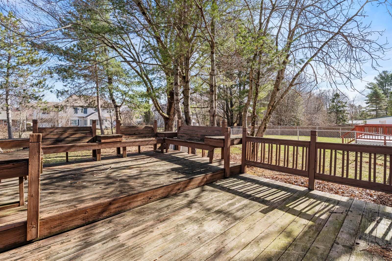 12 Sunset Drive, Orono, ME 04473