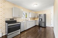 12 Sunset Drive, Orono, ME 04473