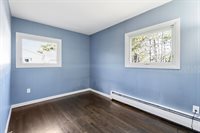 12 Sunset Drive, Orono, ME 04473