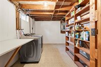 12 Sunset Drive, Orono, ME 04473