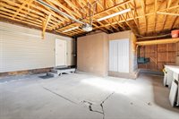 12 Sunset Drive, Orono, ME 04473