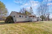 12 Sunset Drive, Orono, ME 04473