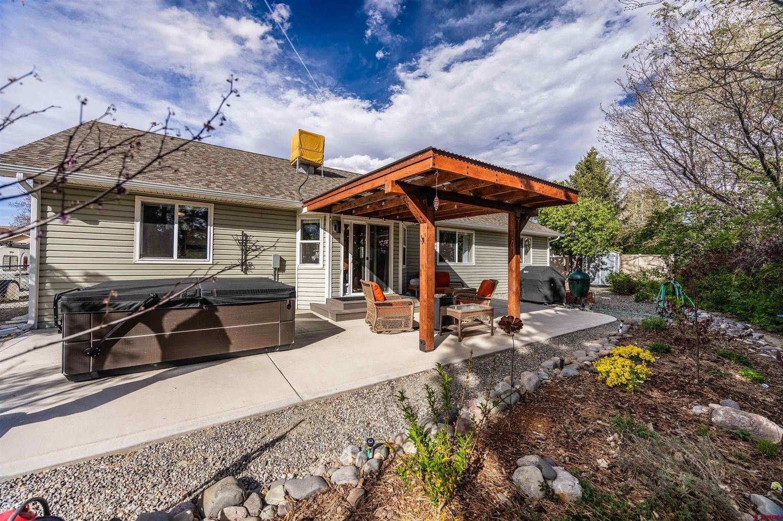 2324 Mead Lane, Montrose, CO 81401