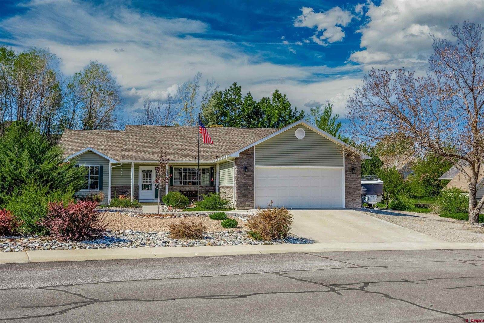 2324 Mead Lane, Montrose, CO 81401