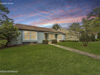 Listing Photo 8