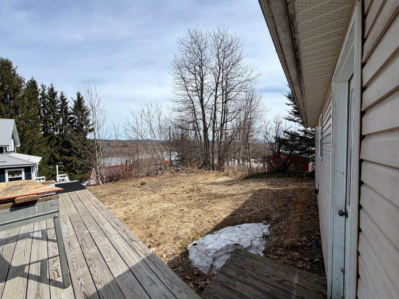 92 North 4th Avenue, Madawaska, ME 04756