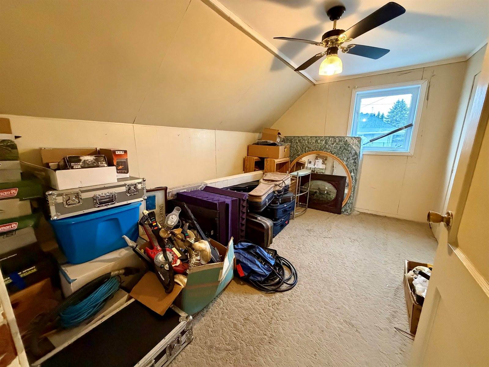 92 North 4th Avenue, Madawaska, ME 04756