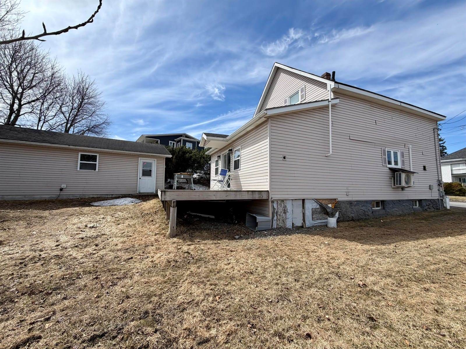 92 North 4th Avenue, Madawaska, ME 04756