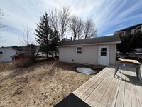 92 North 4th Avenue, Madawaska, ME 04756