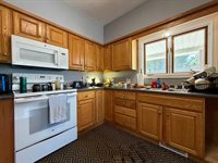 92 North 4th Avenue, Madawaska, ME 04756