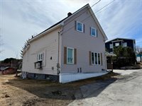 92 North 4th Avenue, Madawaska, ME 04756