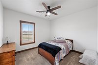 399 Satin Rd, Chilton, TX 76632