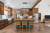 399 Satin Rd, Chilton, TX 76632