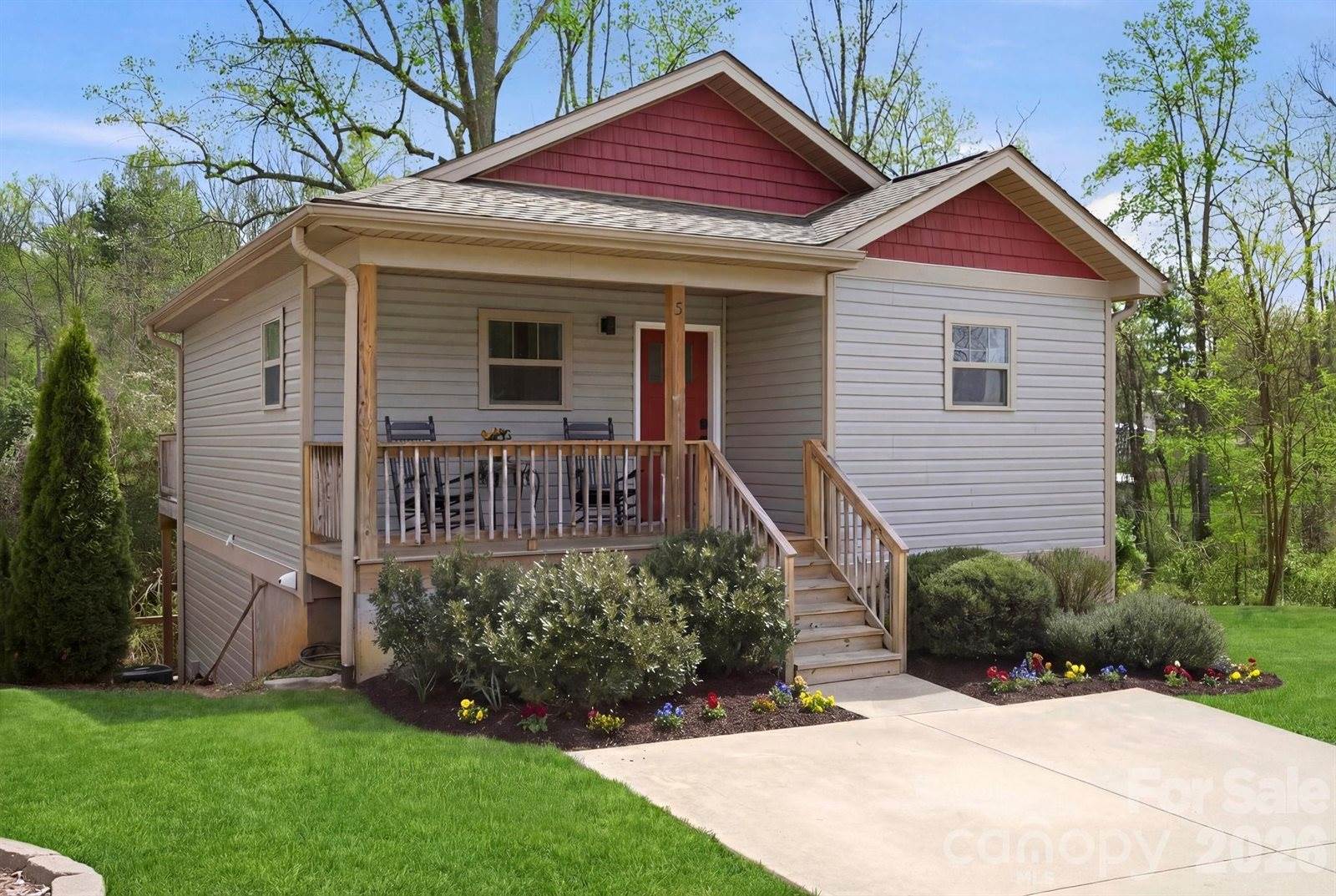 5 Lillie Farm Lane, Weaverville, NC 28787