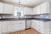 5 Lillie Farm Lane, Weaverville, NC 28787