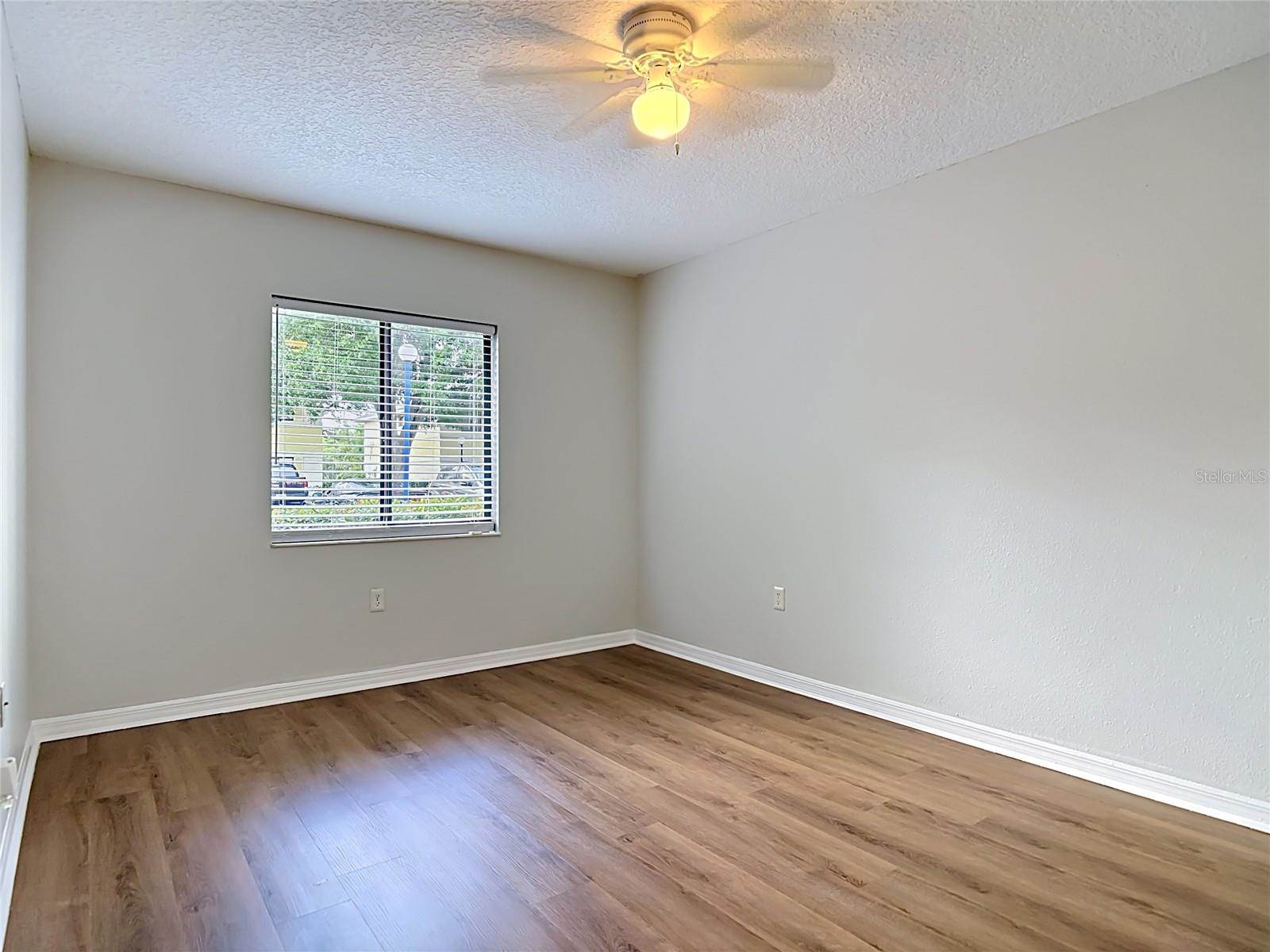 90 Hidden Lake Drive, Sanford, FL 32773