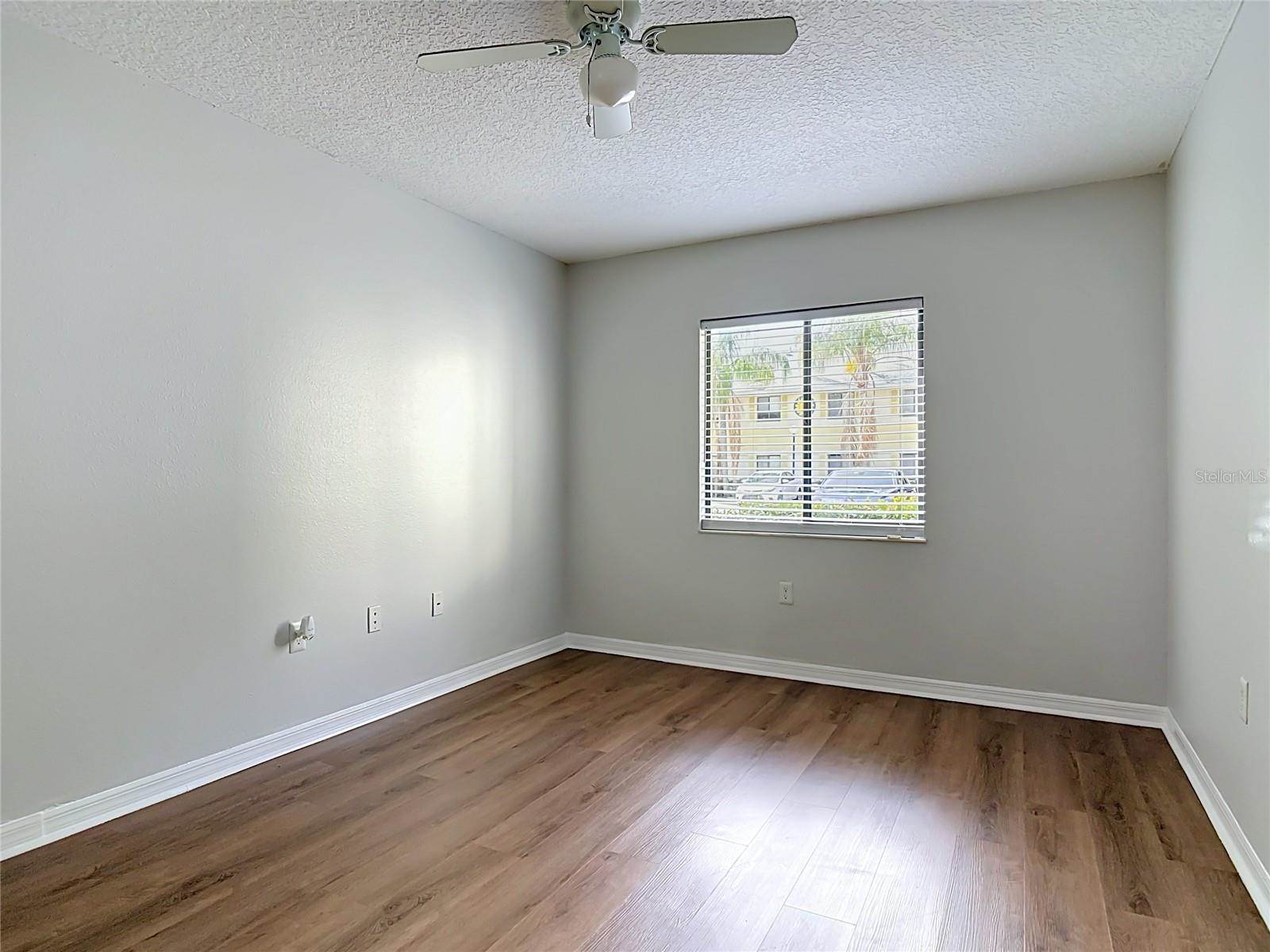 90 Hidden Lake Drive, Sanford, FL 32773