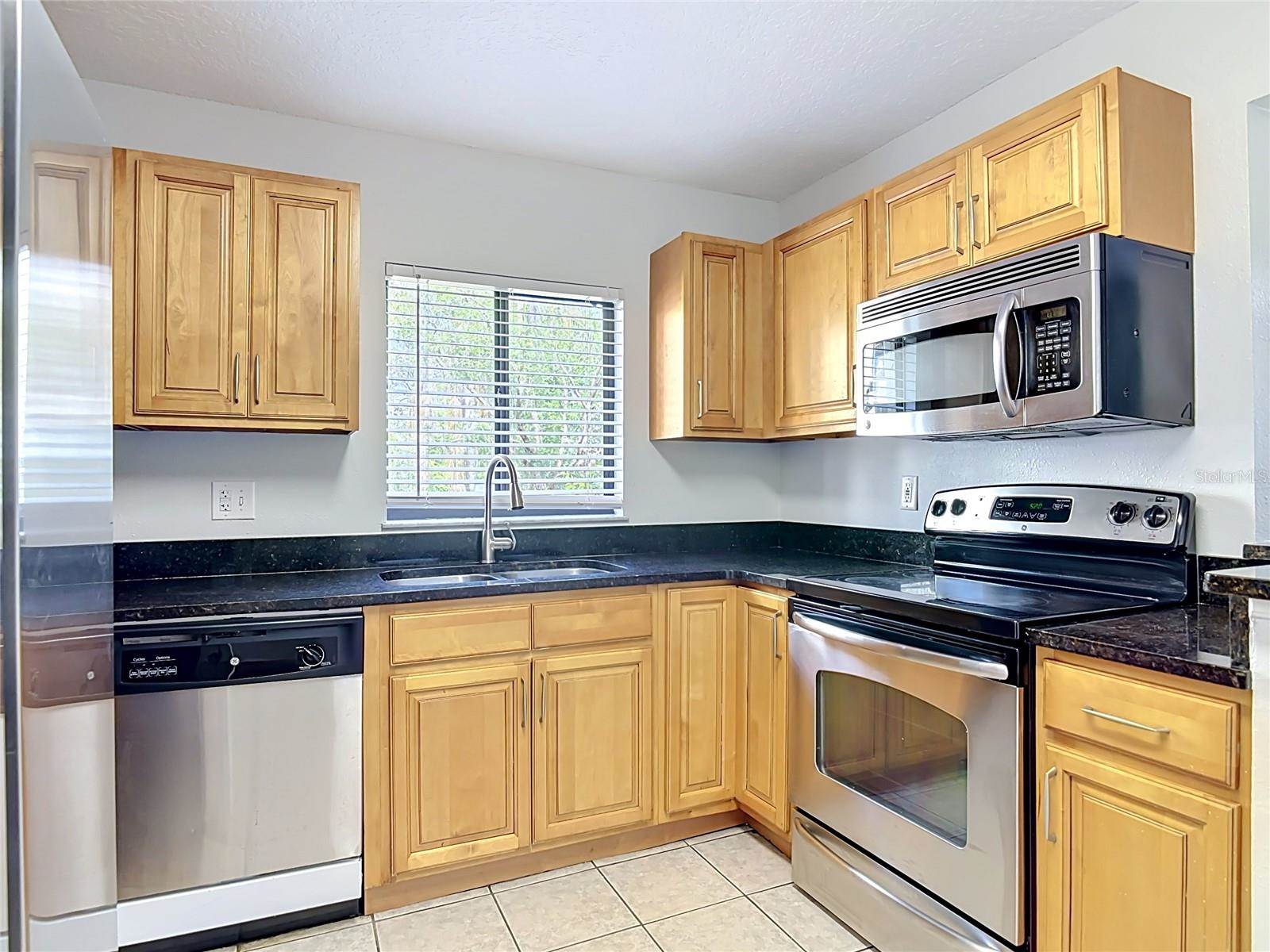 90 Hidden Lake Drive, Sanford, FL 32773