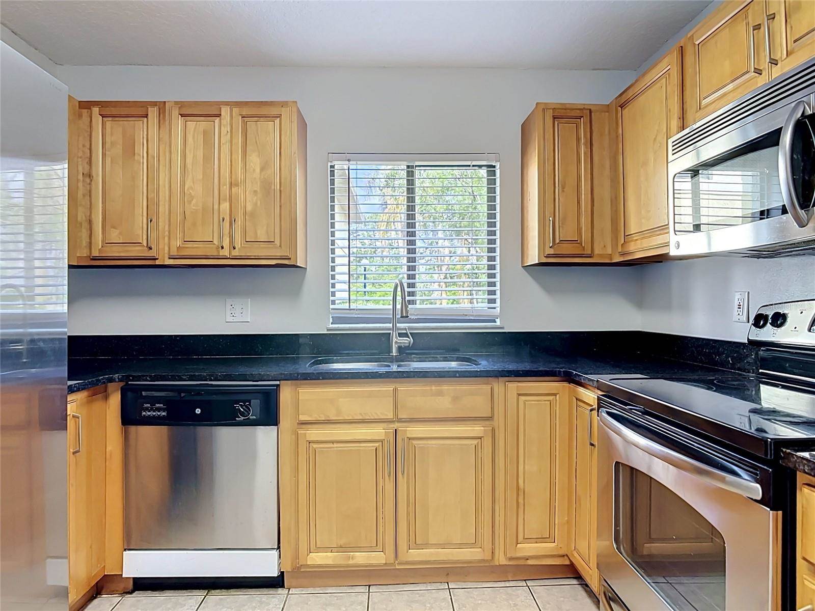 90 Hidden Lake Drive, Sanford, FL 32773