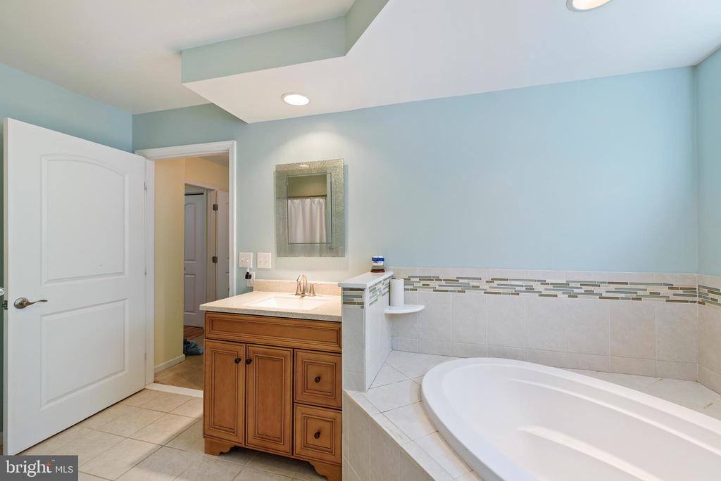 28830 Serenity Lane, Harbeson, DE 19951