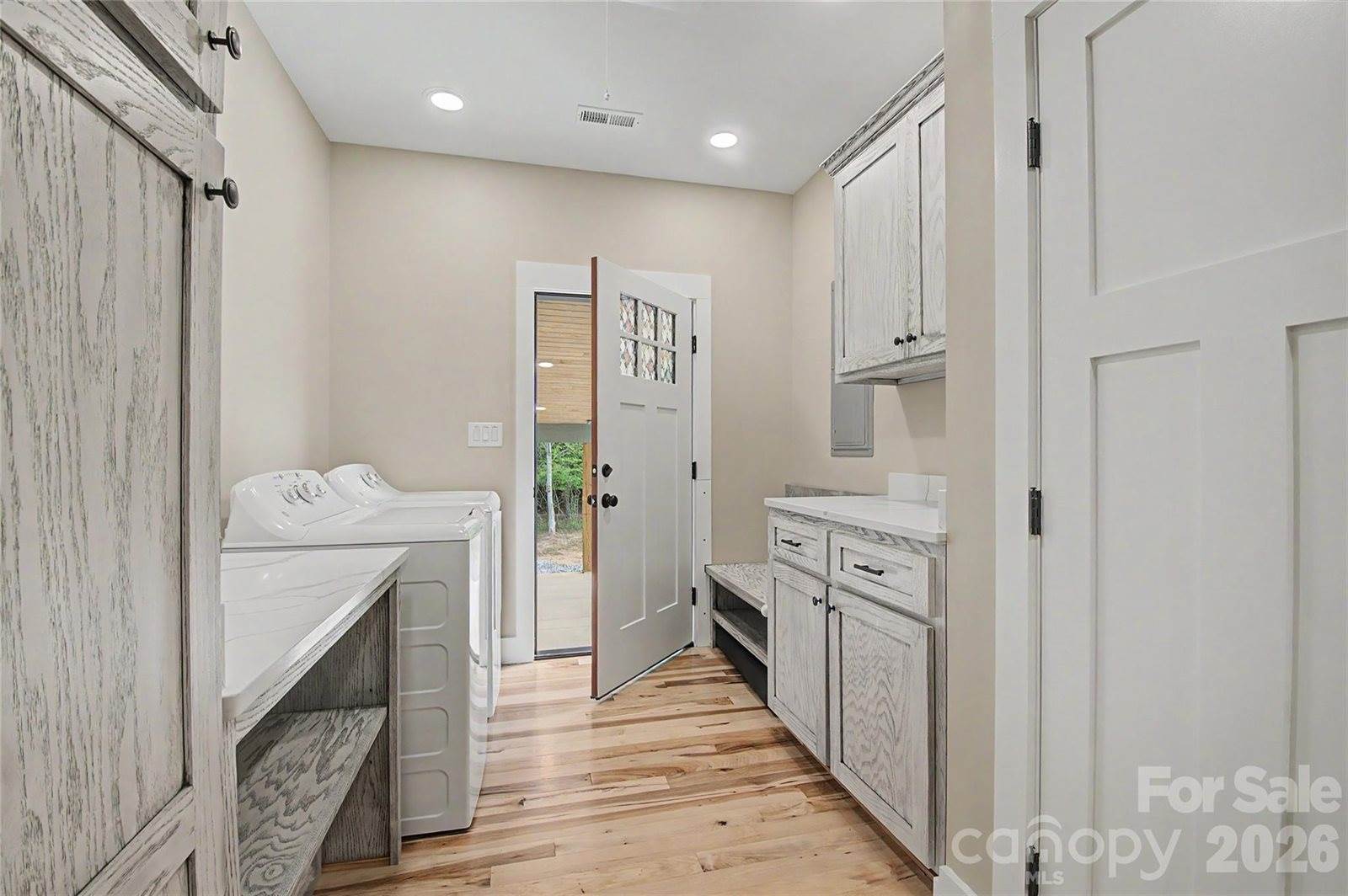 107 North Dakota Drive, Rutherfordton, NC 28139