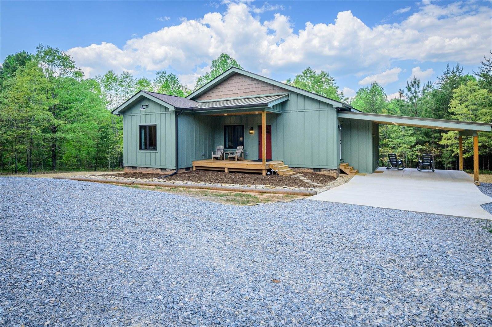 107 North Dakota Drive, Rutherfordton, NC 28139