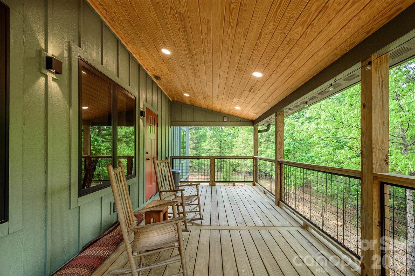 107 North Dakota Drive, Rutherfordton, NC 28139