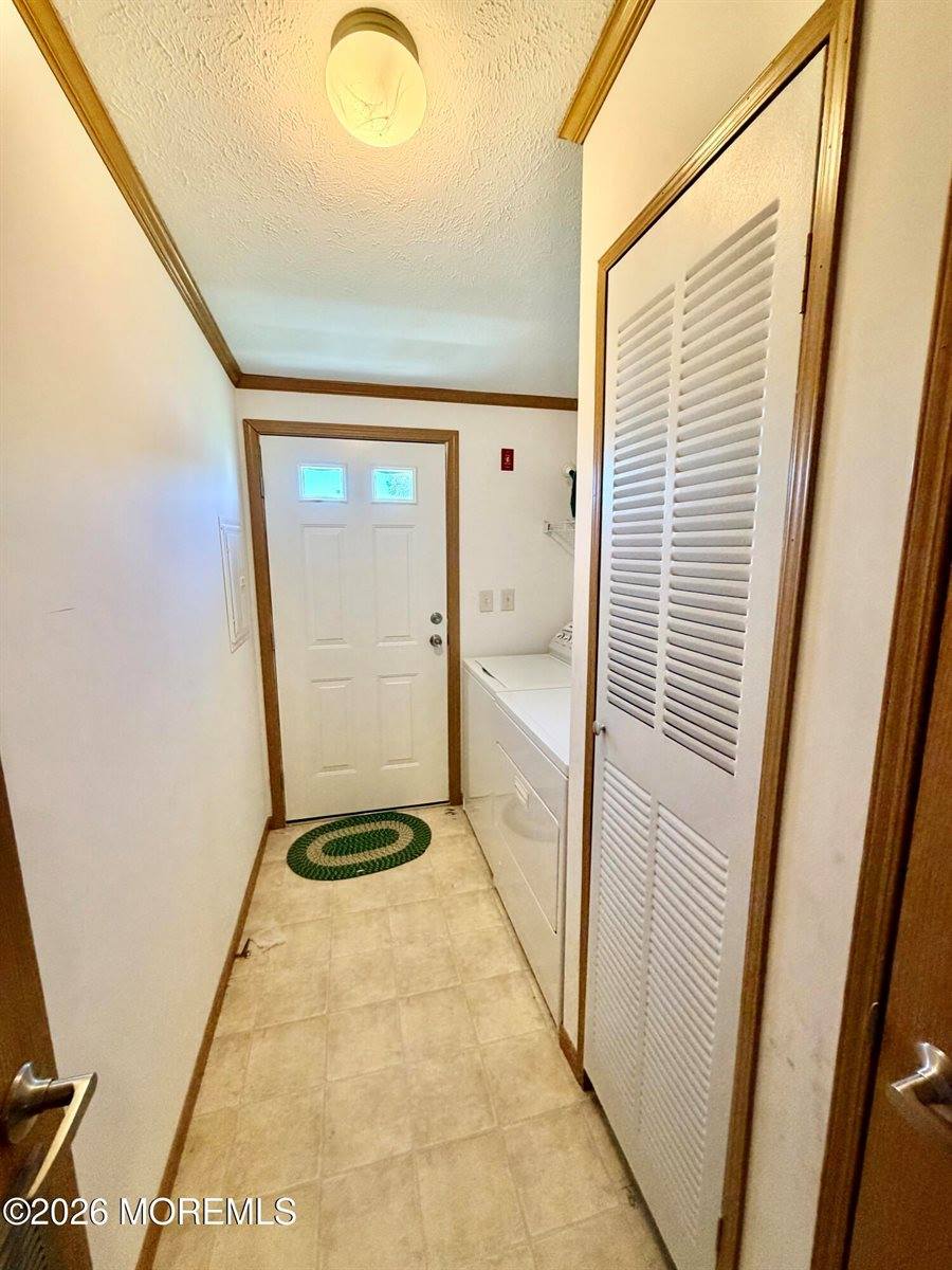 16 Easy Street, Freehold, NJ 07728