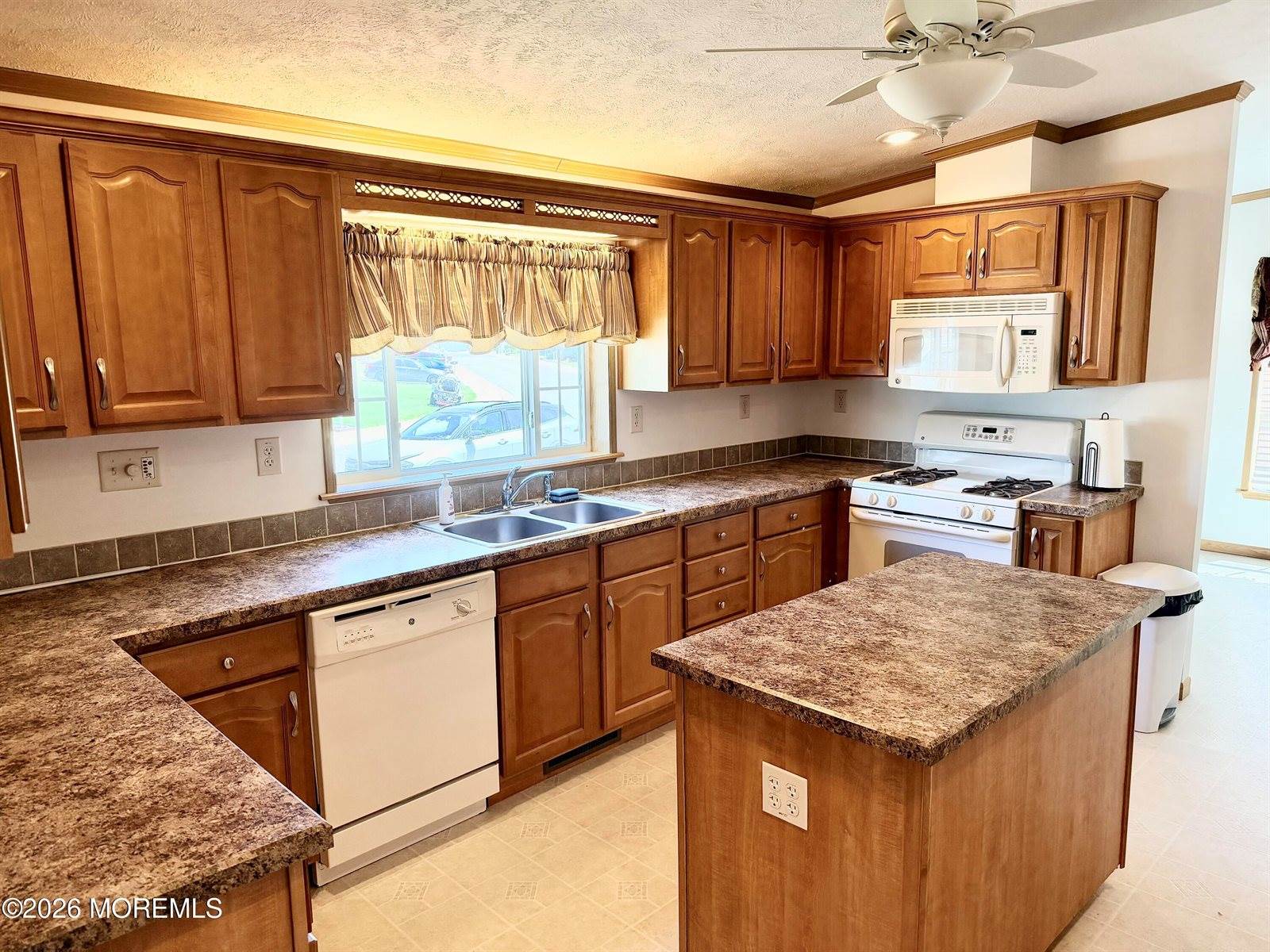 16 Easy Street, Freehold, NJ 07728
