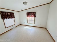 16 Easy Street, Freehold, NJ 07728