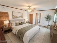 16 Easy Street, Freehold, NJ 07728