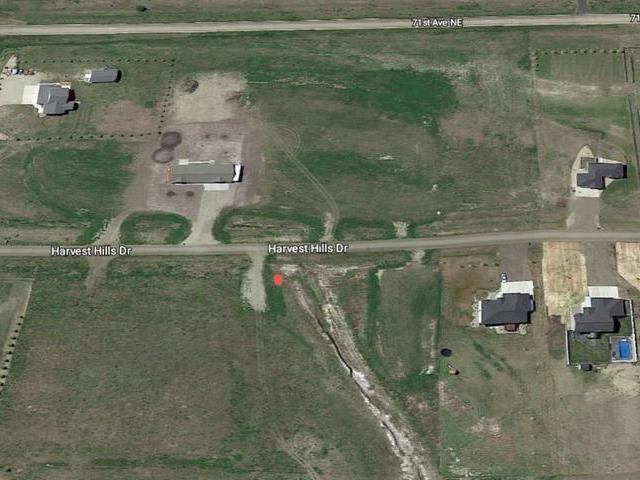 8504 Harvest Hills Drive, Bismarck, ND 58503