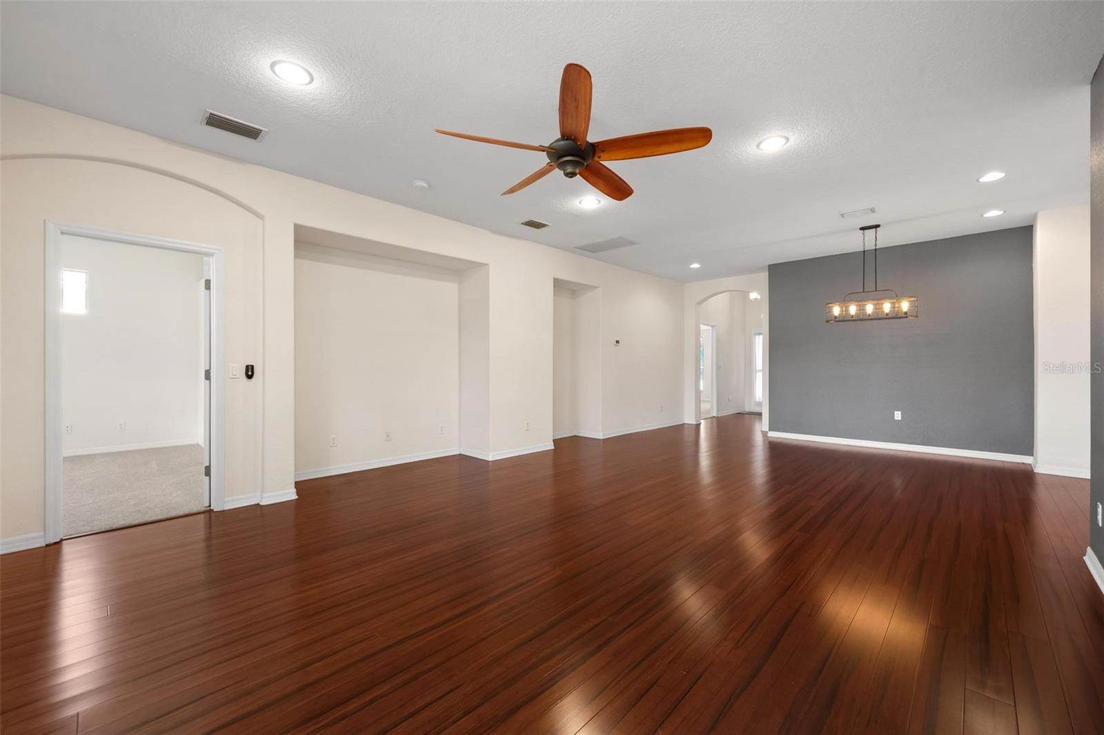 3110 78TH Avenue East, Sarasota, FL 34243