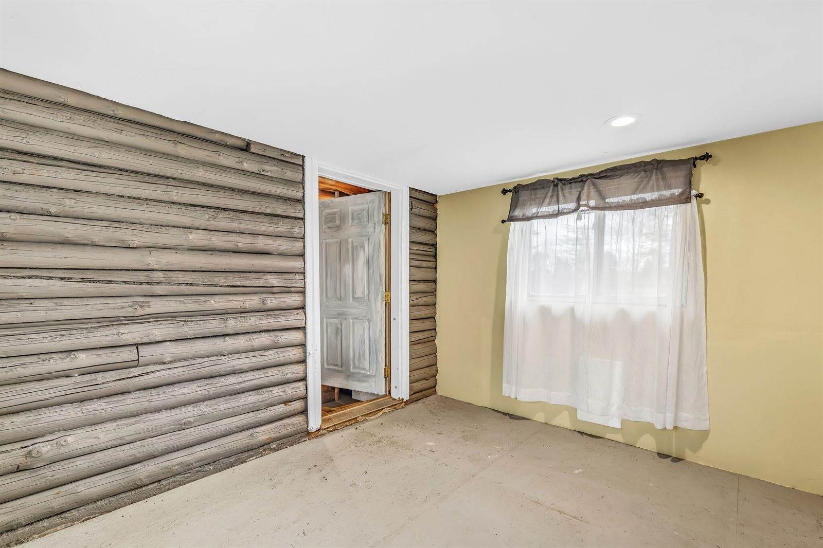 1294 Molunkus Road, Cornville, ME 04976