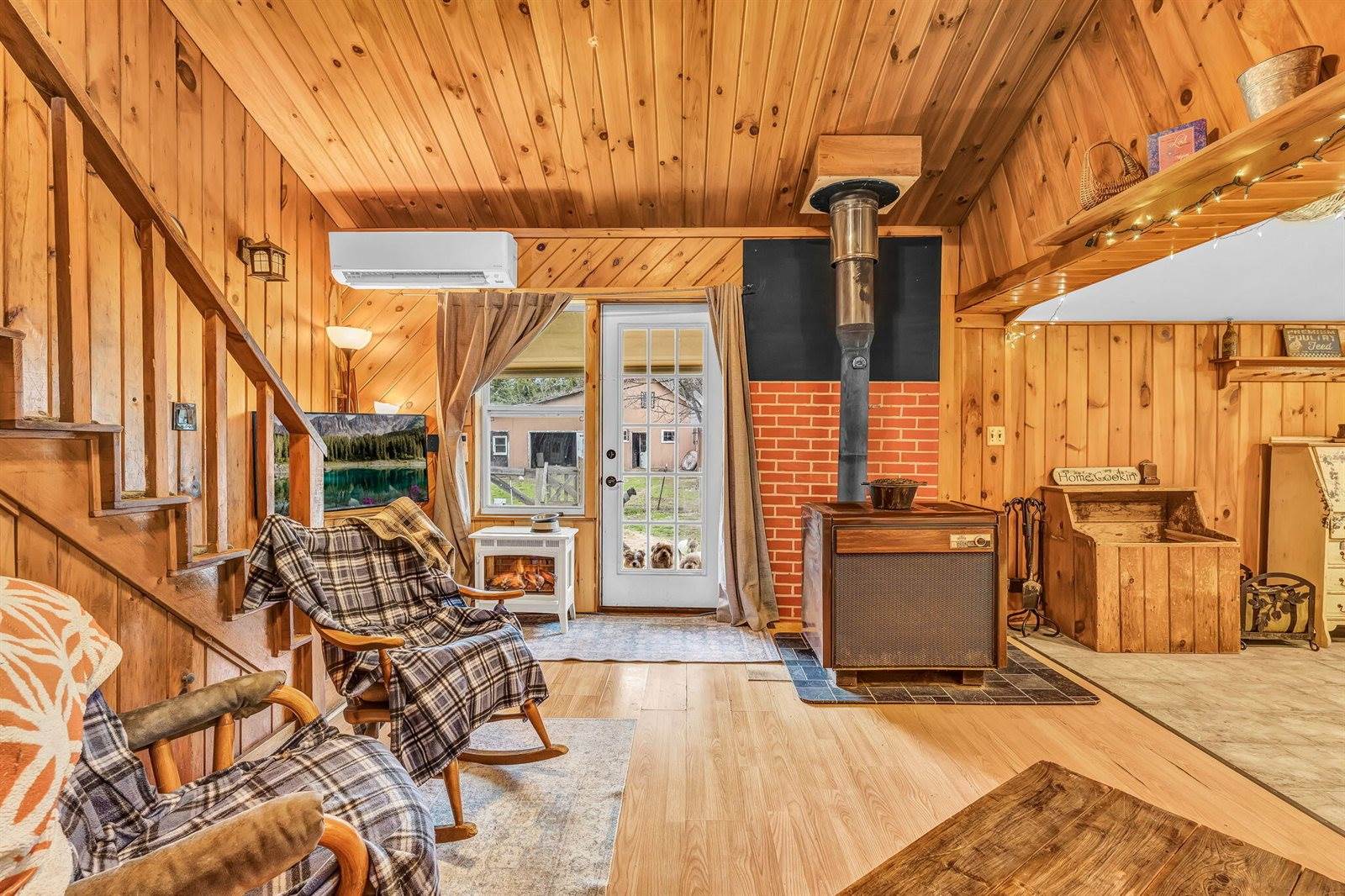 1294 Molunkus Road, Cornville, ME 04976