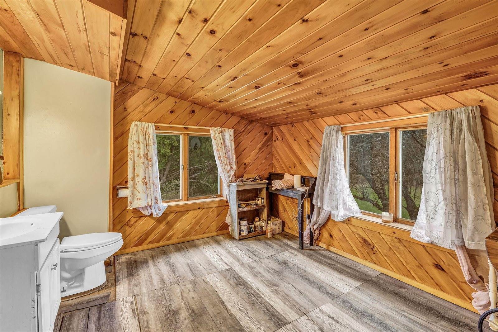 1294 Molunkus Road, Cornville, ME 04976