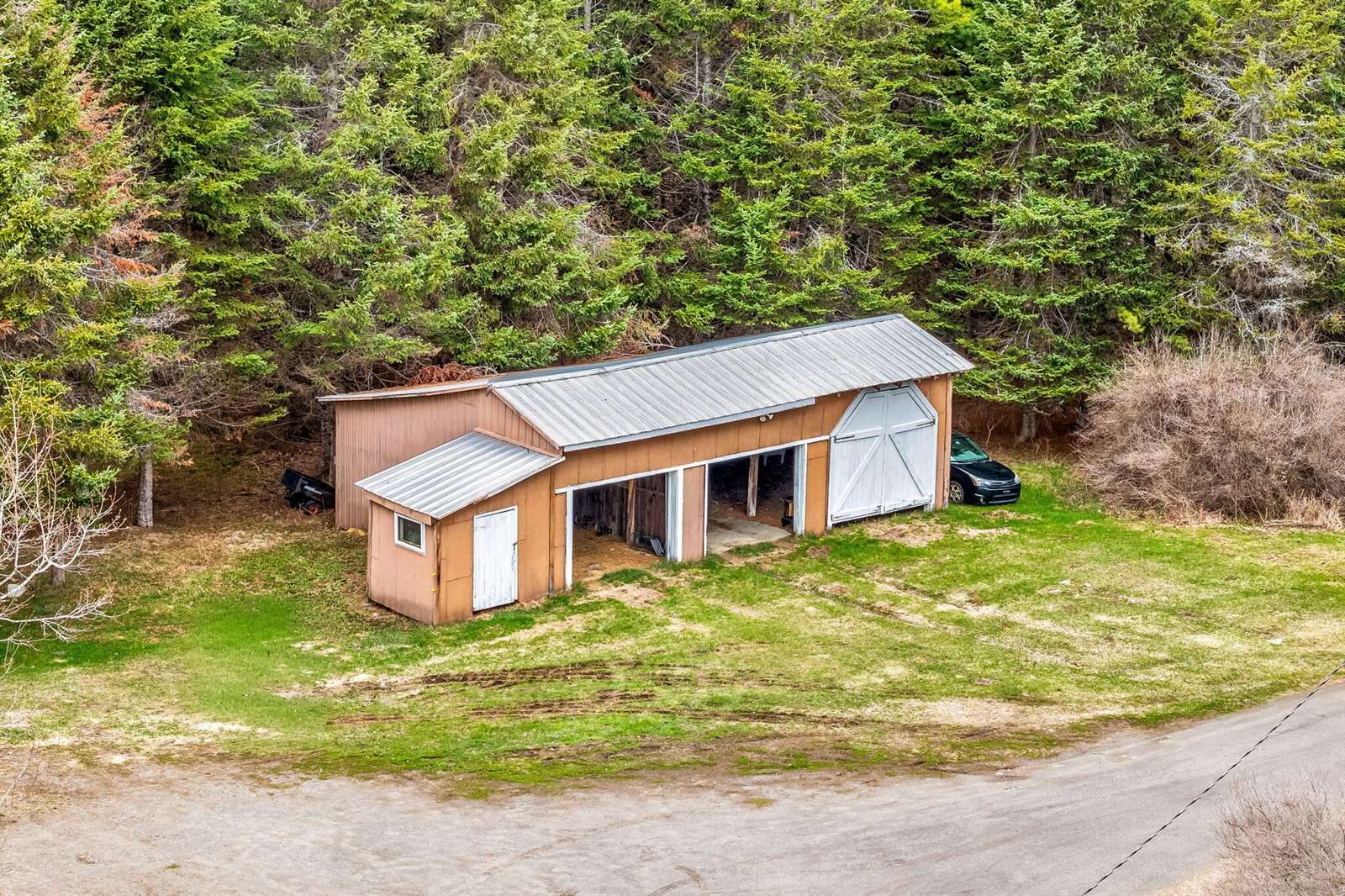1294 Molunkus Road, Cornville, ME 04976