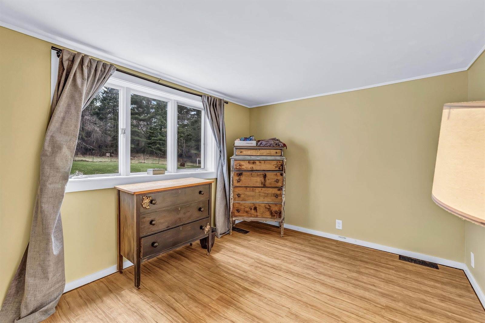 1294 Molunkus Road, Cornville, ME 04976