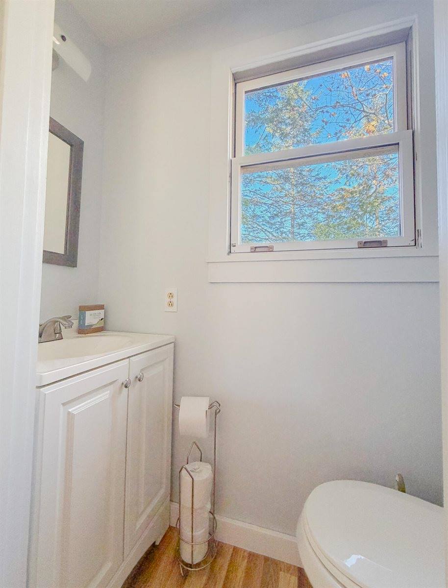 6 Nob Hill Road, Hancock, ME 04640