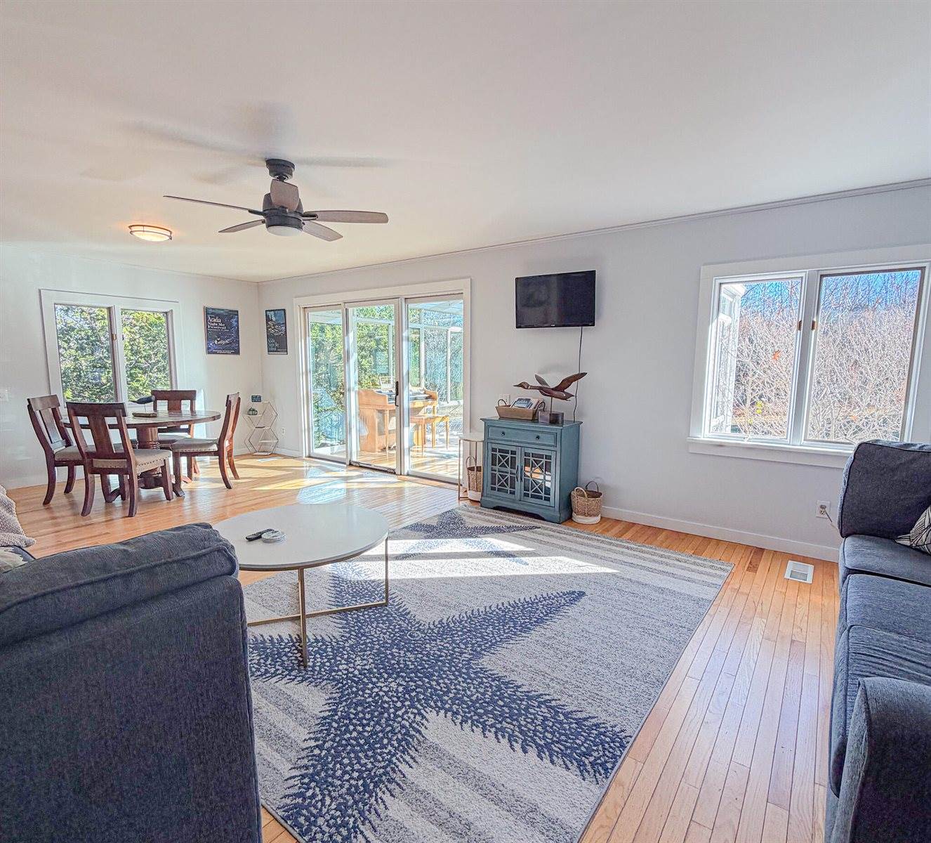 6 Nob Hill Road, Hancock, ME 04640