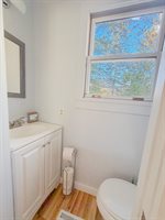6 Nob Hill Road, Hancock, ME 04640