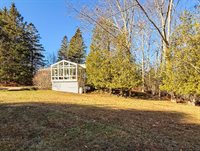 6 Nob Hill Road, Hancock, ME 04640