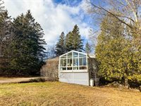 6 Nob Hill Road, Hancock, ME 04640