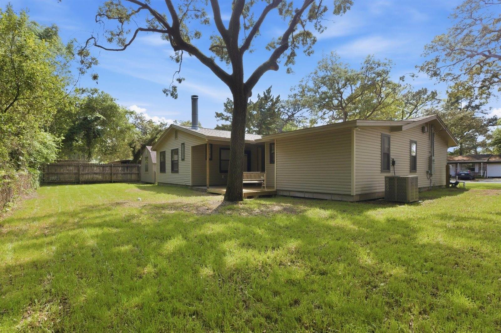 54 Berwick Circle, Shalimar, FL 32579