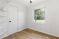 Listing Photo 24