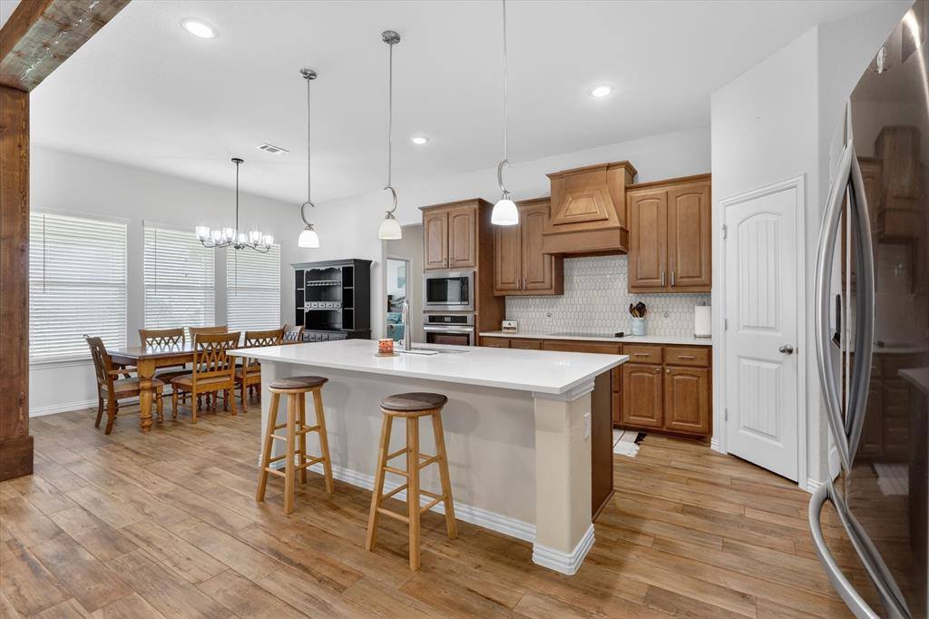 6908 Scarlett Way, Godley, TX 76044
