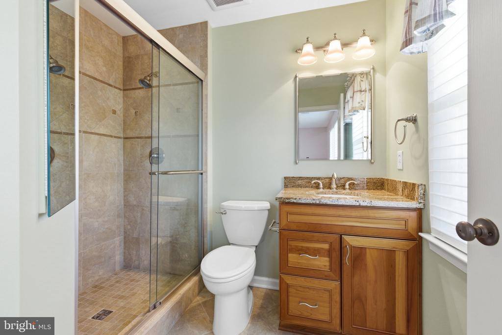 43342 Coton Commons Drive, Leesburg, VA 20176