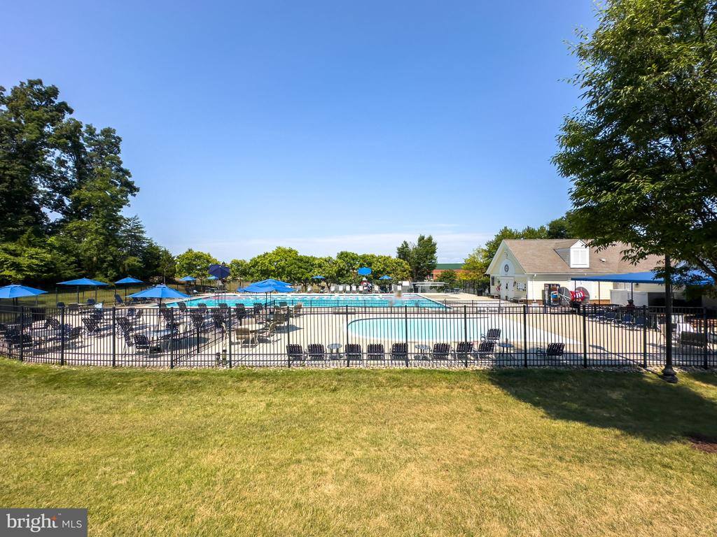 43342 Coton Commons Drive, Leesburg, VA 20176