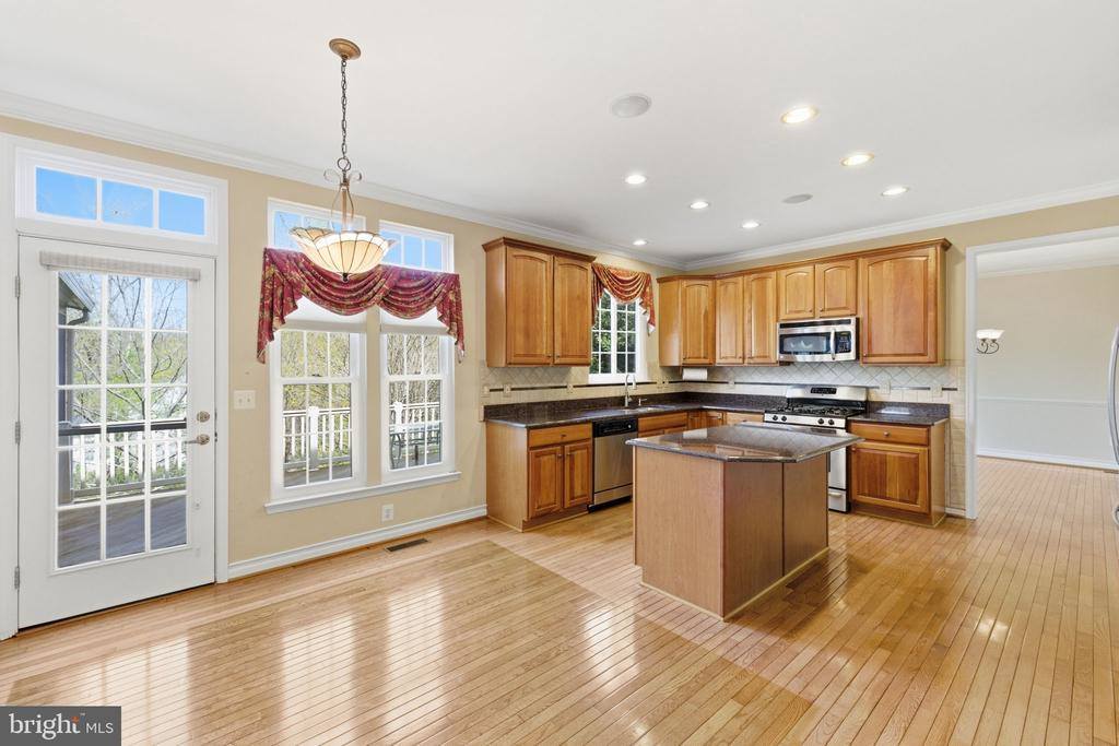 43342 Coton Commons Drive, Leesburg, VA 20176