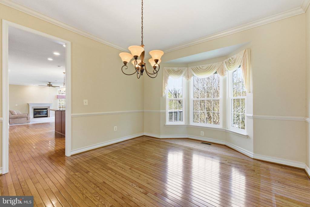 43342 Coton Commons Drive, Leesburg, VA 20176
